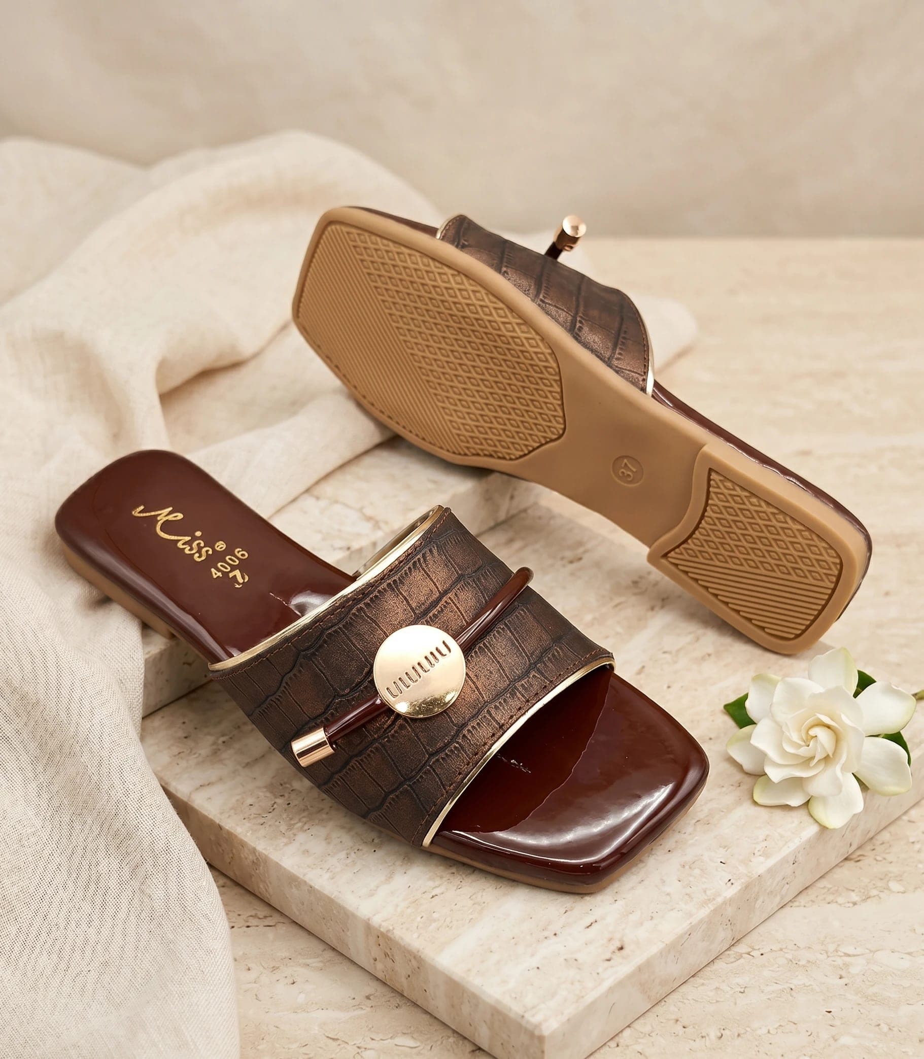 Mahnoor Croc Charm Flats